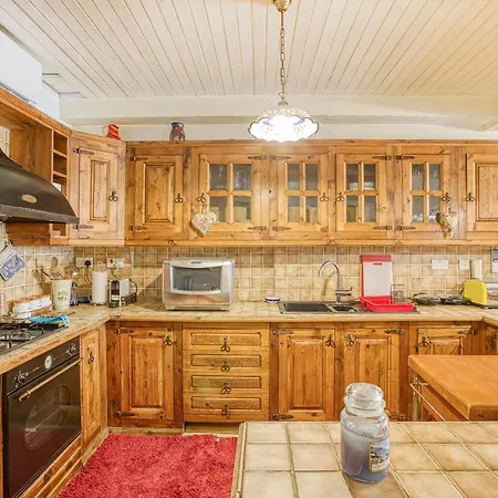 Beautiful, Seafront High End Apt In Prime Location By 360 Estates Sliema